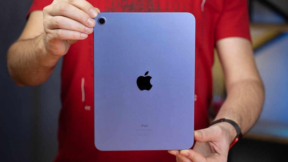 Global tablet sales are shrinking, but Apple’s iPads continue to grow at an incredible pace