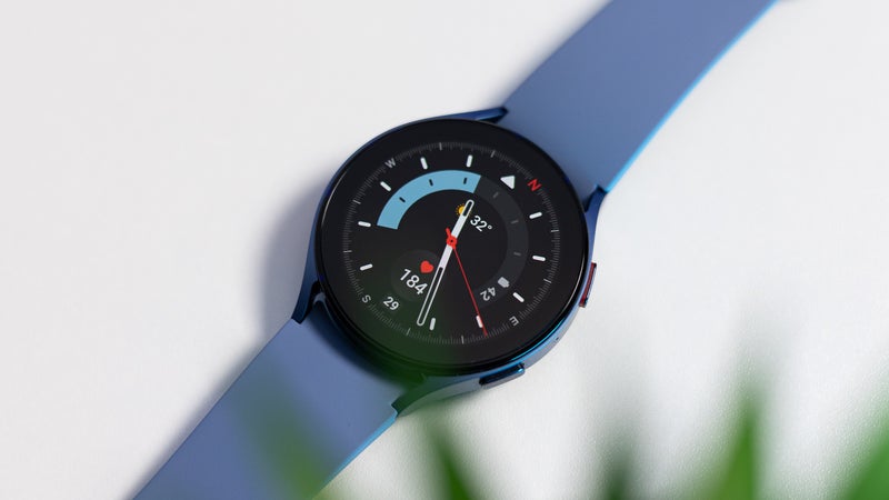 Galaxy Watch 5 series get temperature-based cycle tracking