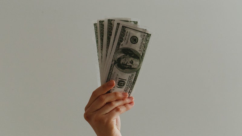 Fake texts and email from "Apple" and two other firms aim to steal your credit card and banking info