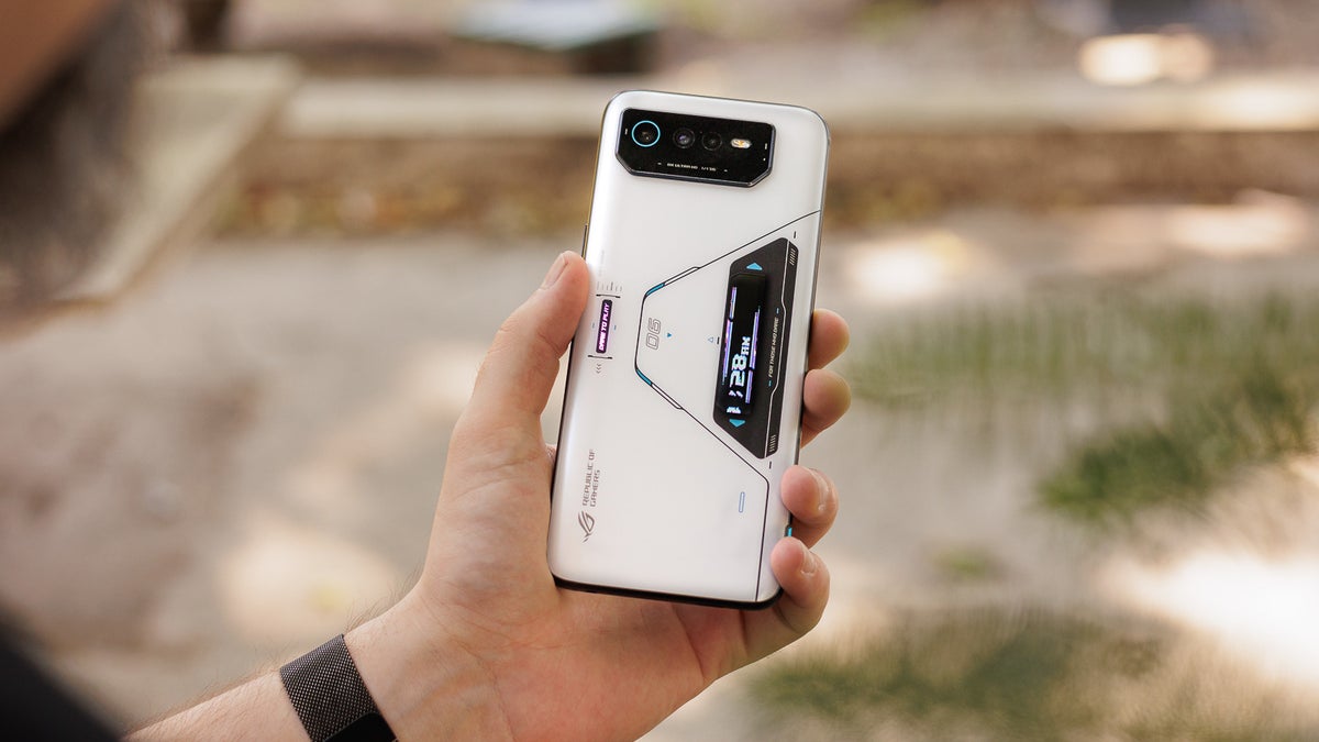 Benchmark tests spill the beans on the upcoming Asus ROG Phone 7 and 7D