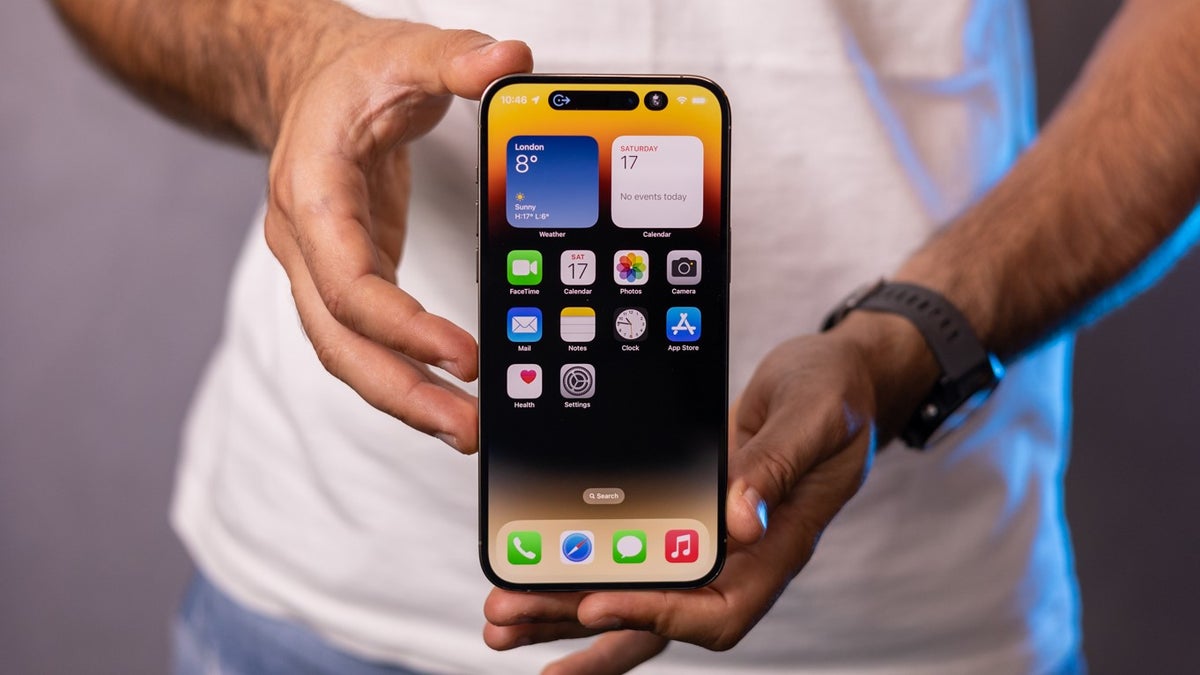 Rumor has it the iPhone 15 will have the thinnest bezels ever on a phone
