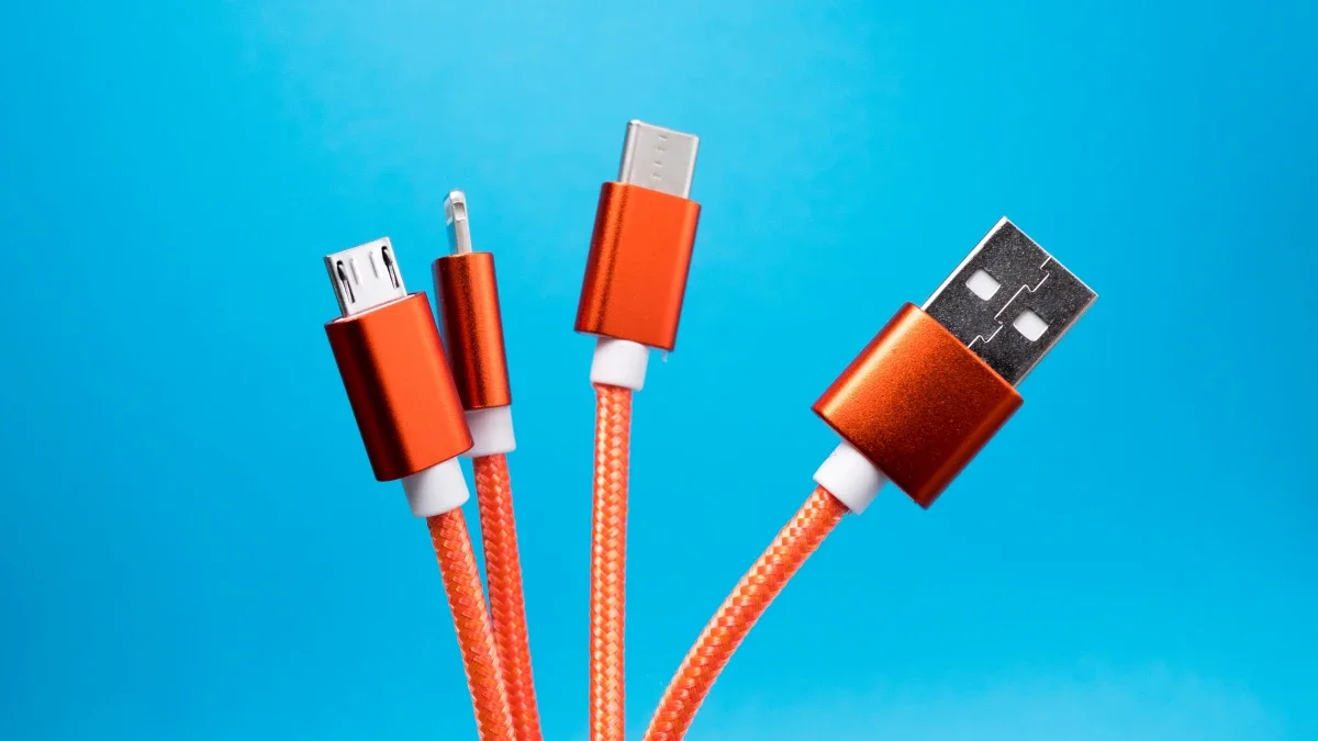 iPhone 15 charging cable may be long enough to actually use - 9to5Mac