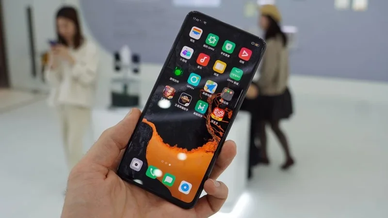 Vote now: Would you buy a phone with no physical buttons?