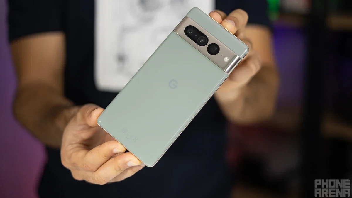 Pixel users with Adaptive Charging enabled will now learn when their battery will be at 100%