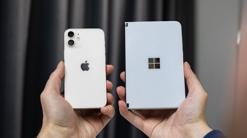 I went from Apple's smallest phone to Android's biggest phone: Microsoft really turned things around!