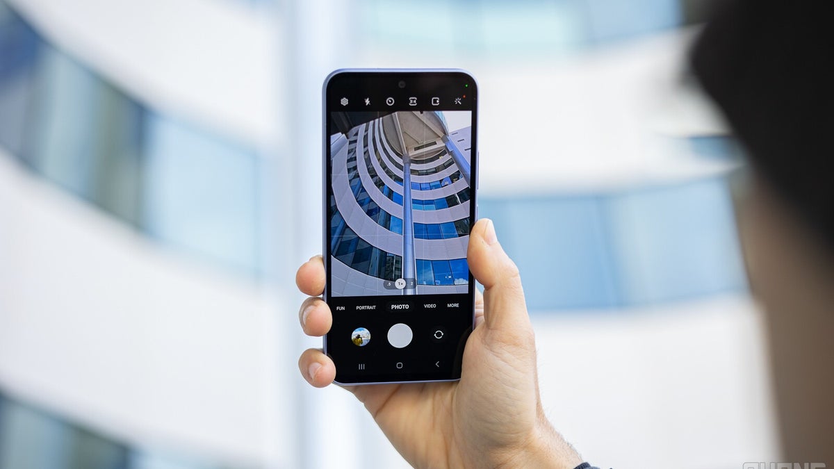 Cool Samsung Galaxy A54 release day deal unveiled by АТ&T