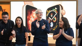 Tim Cook will personally inaugurate the first Apple Stores in India during a loaded trip