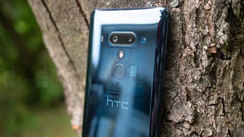 Legendary HTC prepping to launch a new premium phone?