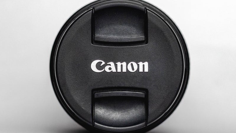 Canon is allegedly looking to partner up with a phone manufacturer