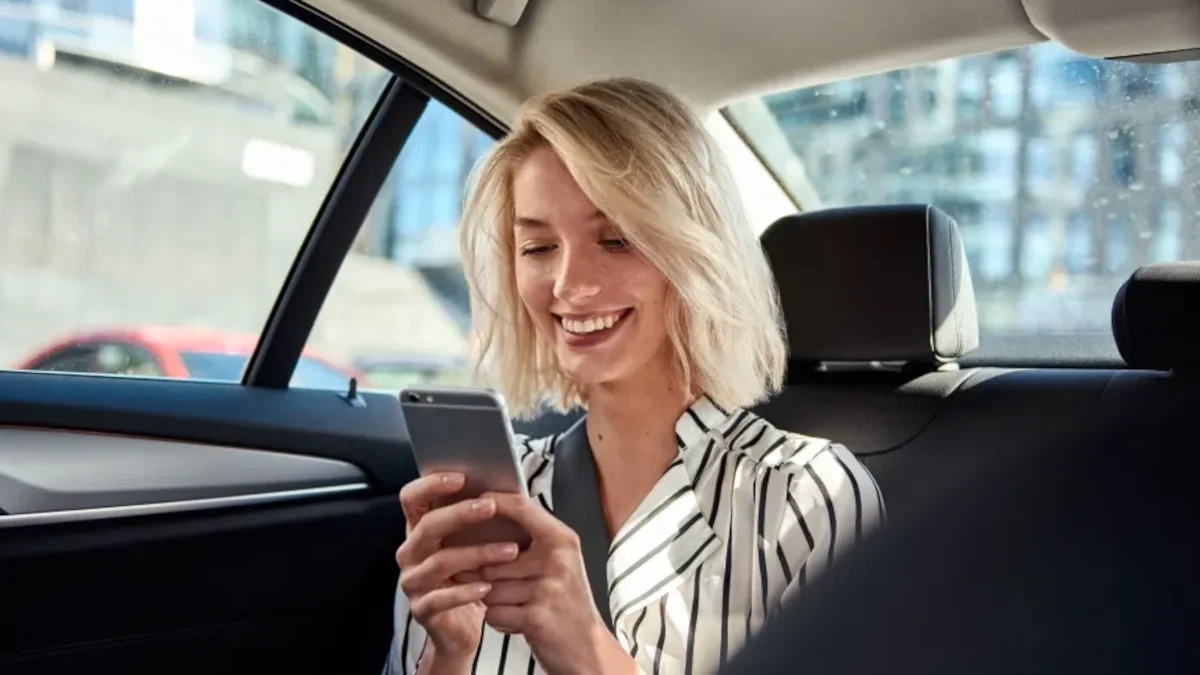 Your Pixel can now tell you how far away your Uber or Lyft is