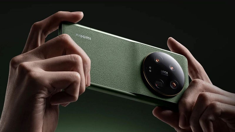 The Xiaomi 13 Ultra’s final price has been revealed by online retailers… For the EU