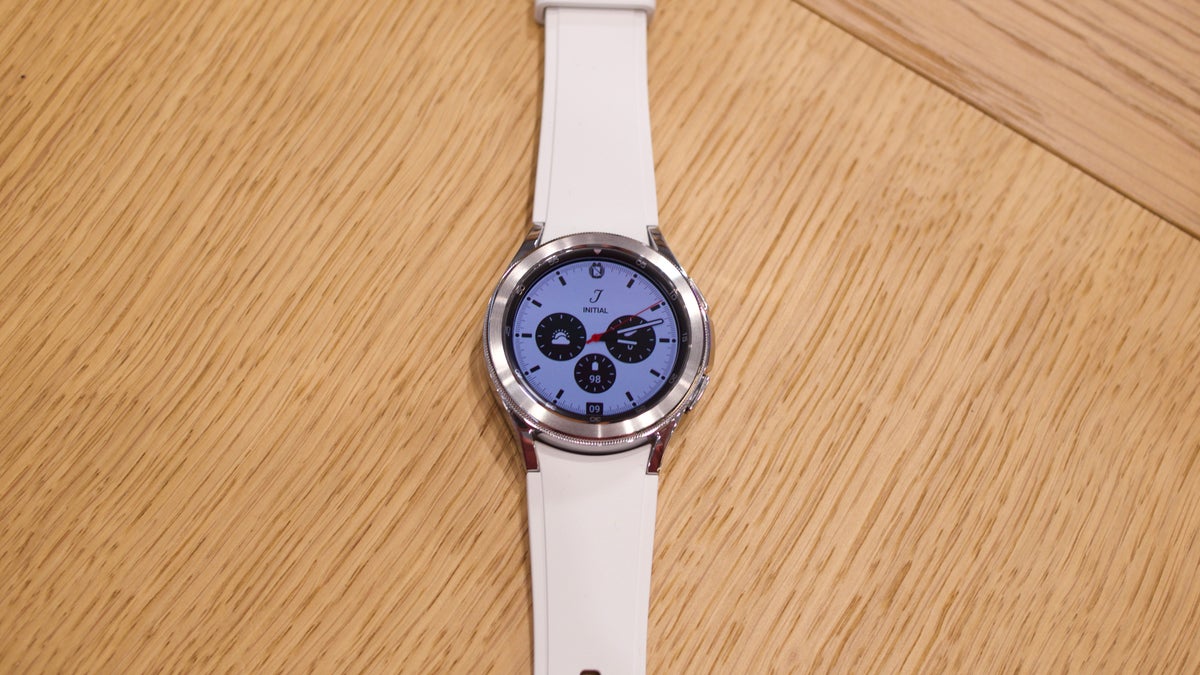 Samsung delays One UI Watch 5 beta program for the Galaxy Watch 4/5