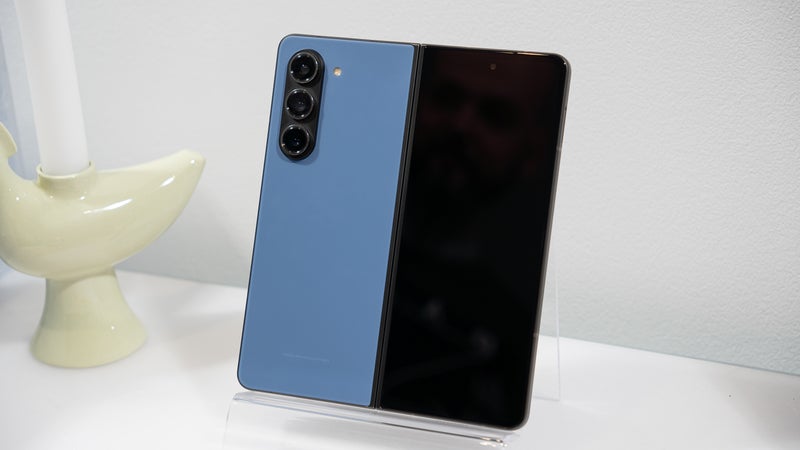 Galaxy Z Fold 5 camera: software tweaks are the name of the game