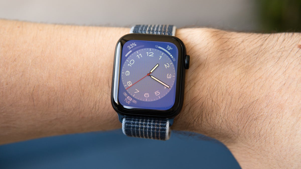 Apple Watch SE 2 hits its lowest price ever on Amazon…again