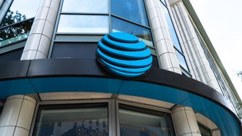 AT&T to close its flagship store in San Francisco