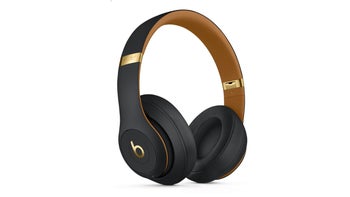 The wonderful Beats Studio3 are heavily discounted at Walmart and