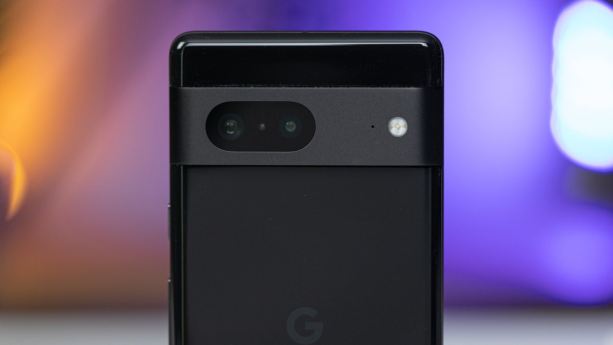 You can now save up to $100 on the Pixel 7, one of Google's latest high-end smartphones