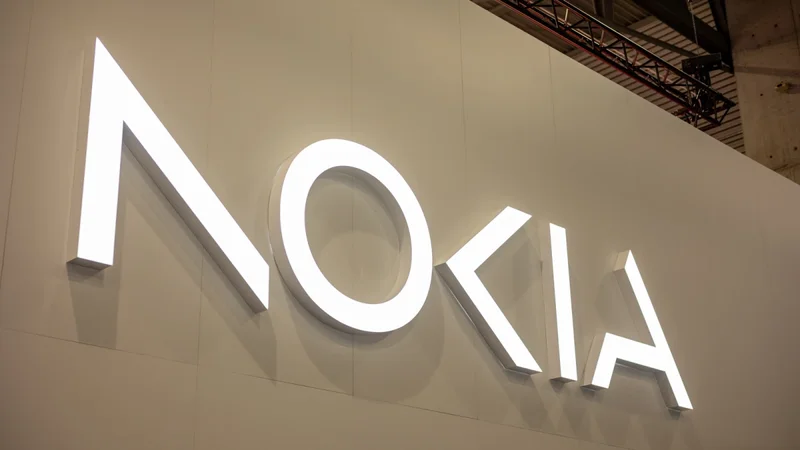 Apple and Nokia agree to a new cross-licensing patent pact that includes 5G innovations