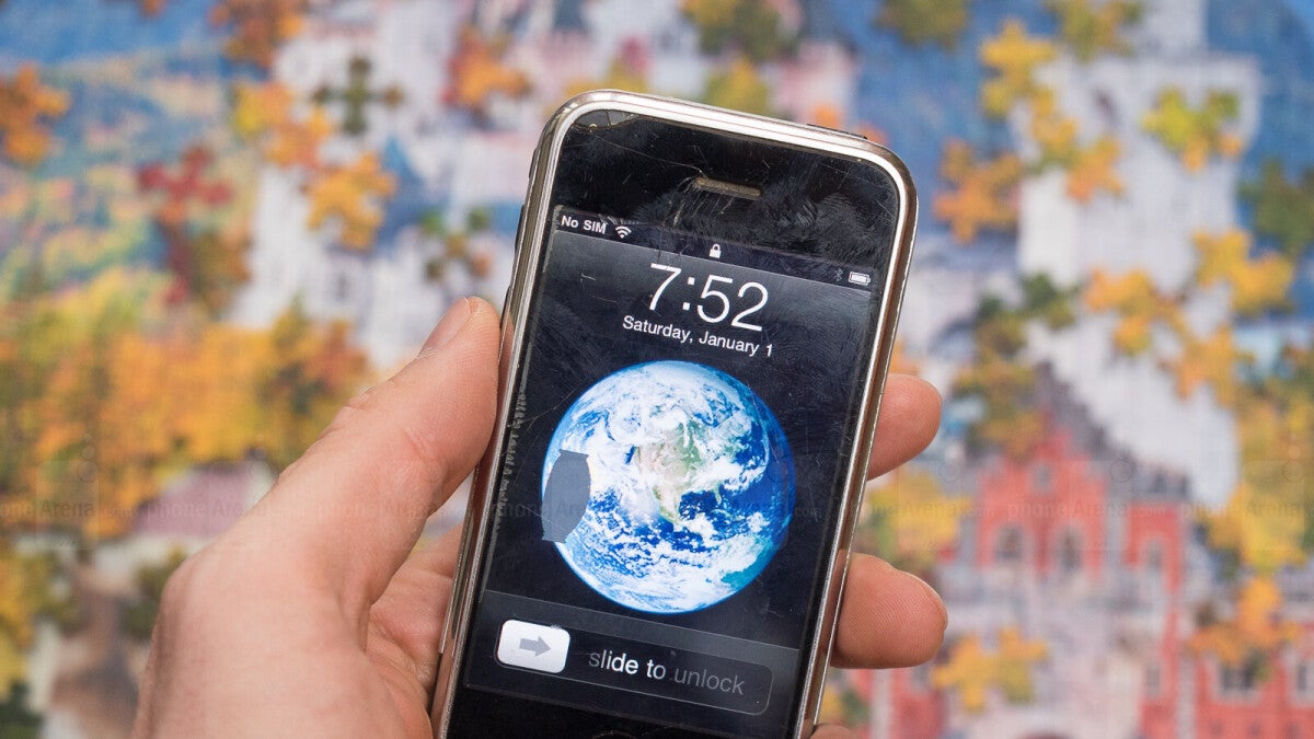 Auction Aims to Sell Four Mint Condition Original-gen iPhones for Over 0K