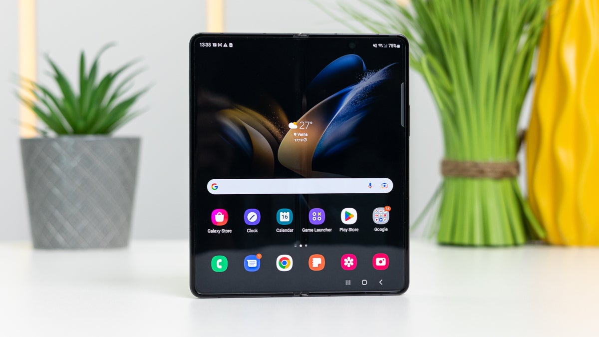 Unfold a Greater Universe with the Samsung Galaxy Z Fold4 - The