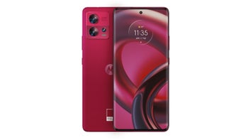 The Motorola Edge 30 Fusion Viva Magenta bundle blends style and power at a record $400 discount