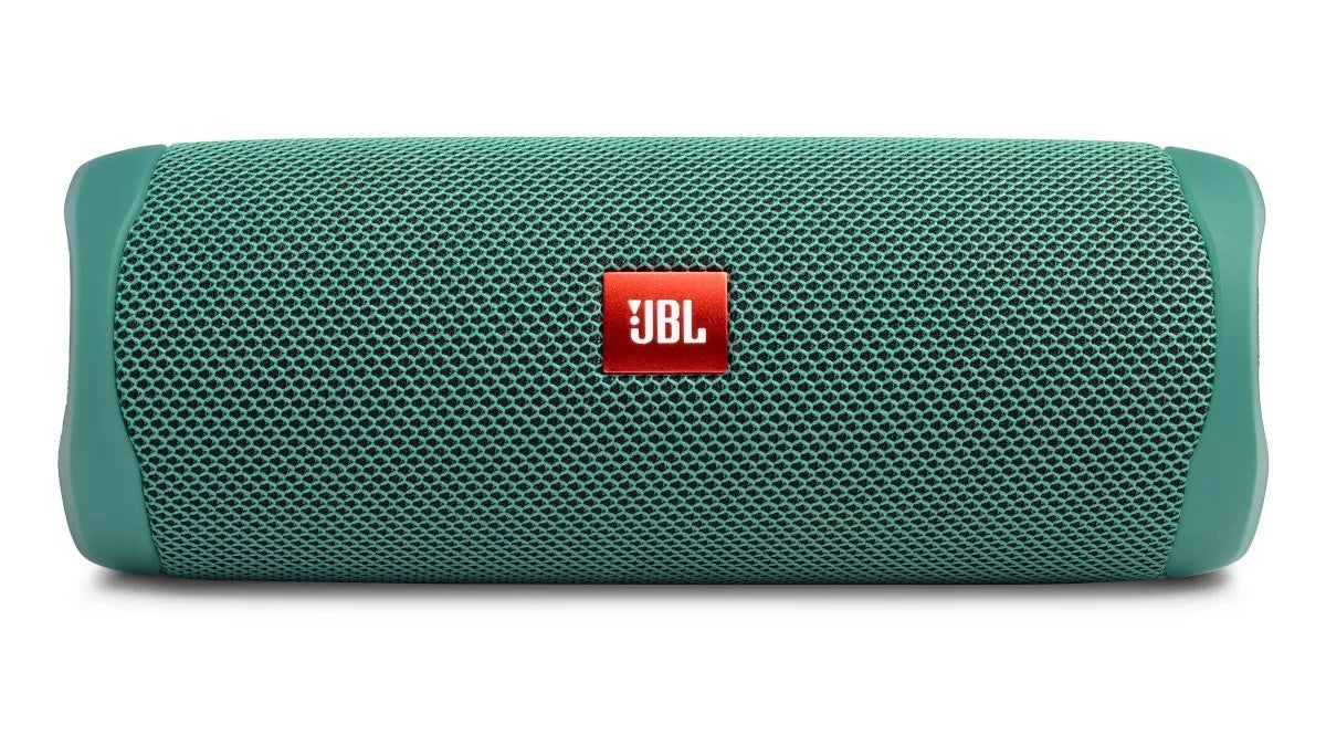 JBL Flip 5 Review: Affordable speaker for the outdoors