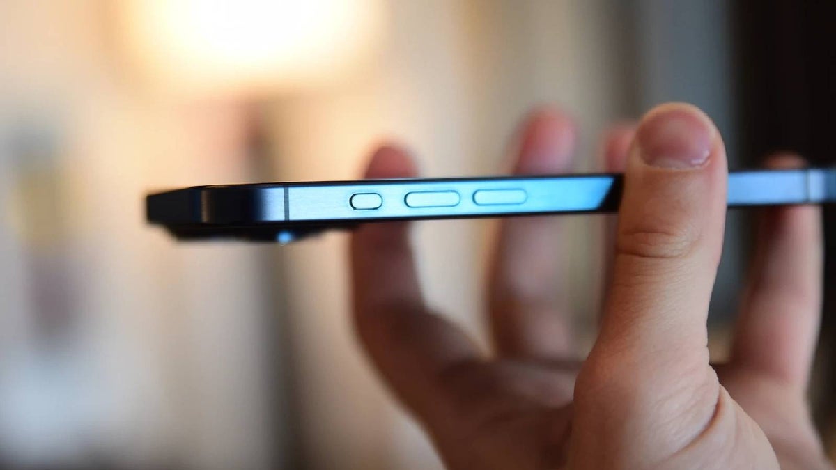 iPhone 15 Pro's overheating issues can't be resolved without dialing down performance apparently