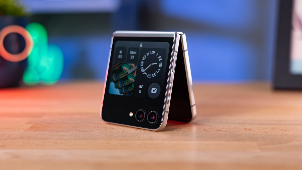 This $200 Galaxy Z Flip 5 discount is probably one of the best Prime Day deals right now