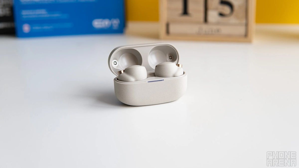 The exceptional Sony WF-1000XM4 earbuds are on sale at an incredible price with full warranty