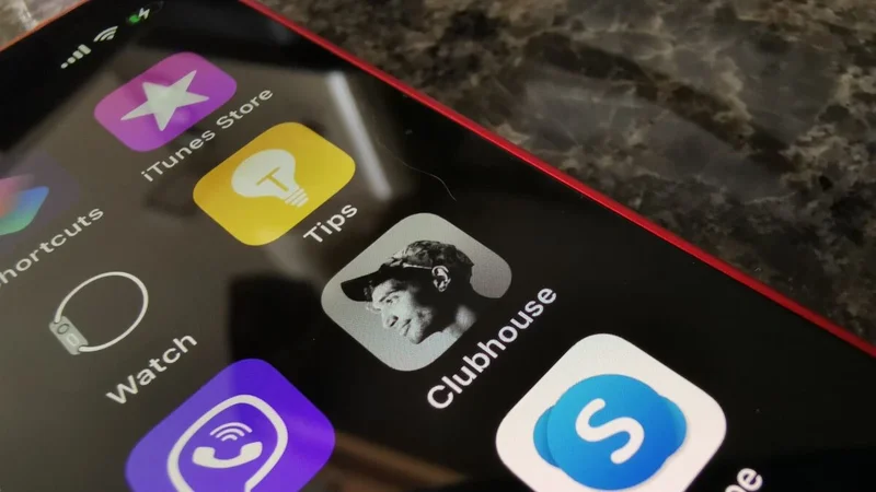 Vote now: How many apps do you have installed on your smartphone?