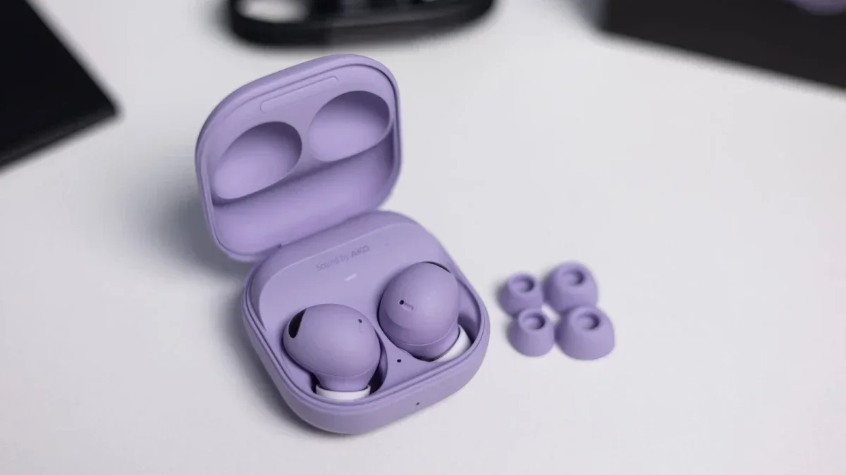 Get Samsung's top-of-the-line Galaxy Buds 2 Pro with a sweet Black Friday discount on Amazon