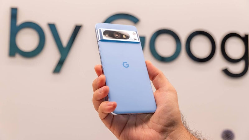 A dozen new “Community Lens” wallpapers now available to download and decorate your Pixel