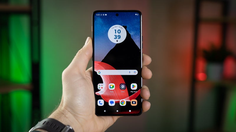 Weekly deals roundup: Huge holiday discounts on iPads, Pixels, Motorolas, and more going strong!