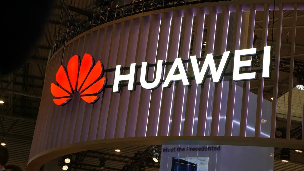 Huawei's Kirin is among the world's top 5 chipmakers, Google's Tensor has not yet been granted a seat