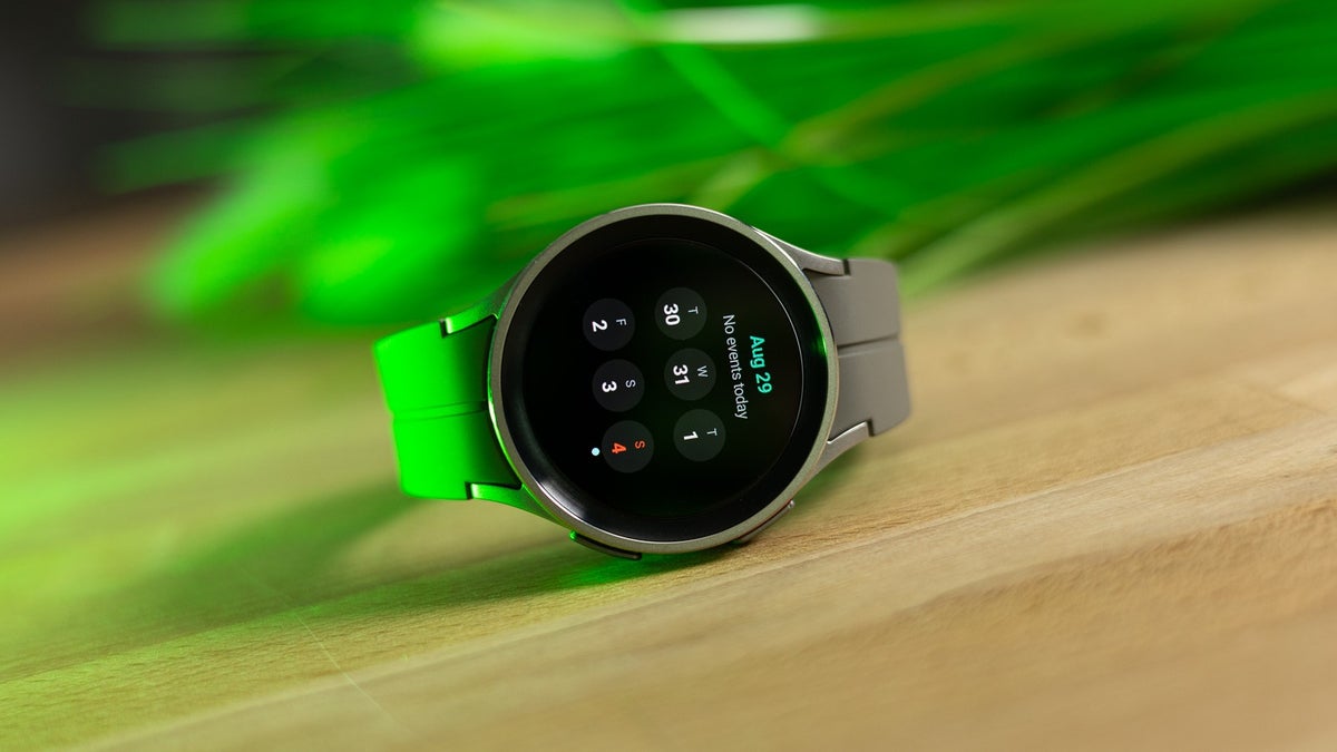 The Galaxy Watch 5 Pro with stellar battery life is a no-miss at Amazon; get yours while you can