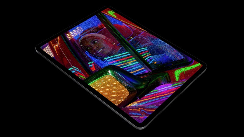 Grab the 12.9-inch iPad Pro for $390 off before the deal vanishes