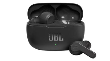 These JBL Vibe buds with 'Deep Bass Sound' are a total must-buy at a huge new 40 percent discount