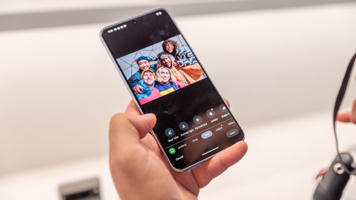 Google's Super Bowl ad will focus on a Pixel 8 series accessibility feature