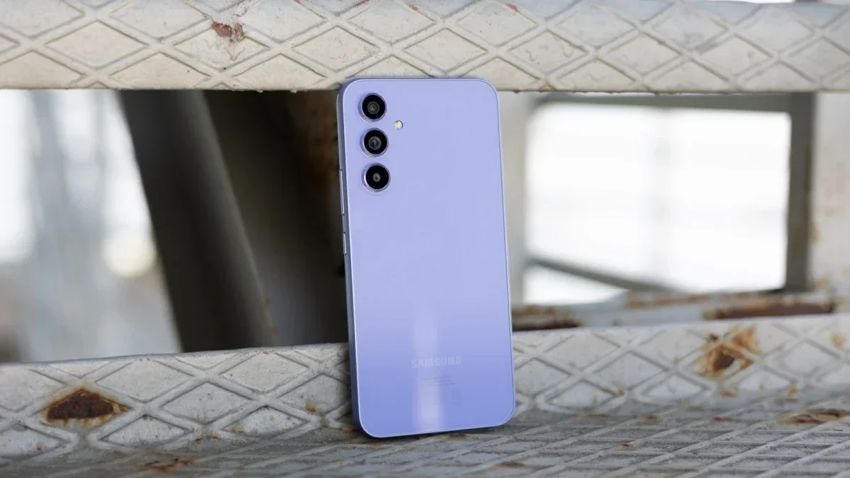 A sizzling deal now lets you snag the hot Galaxy A54 mid-ranger for $100 off its price