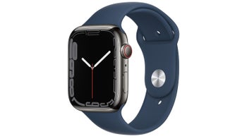 Bonkers new discount will make you fall back in love with the stainless steel Apple Watch Series 7