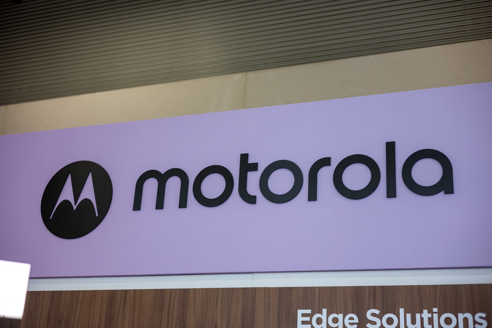 Motorola announces Gorilla Glass for all 2024 Moto phones Mr