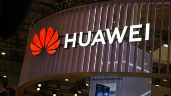 The Huawei P70, rumored to pack a 1-inch sensor for its ultra-wide camera, is delayed