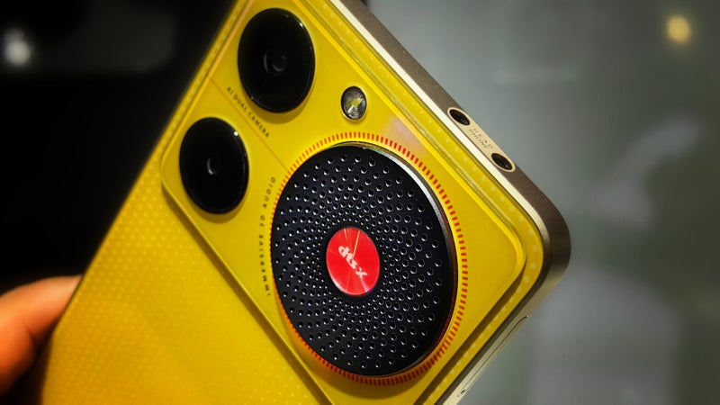 The $150 boombox phone gives my $1,500 Galaxy S24 Ultra a valuable (music) lesson