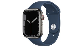 Act now if you want to get a gorgeous stainless steel Apple Watch Series 7 at an unbeatable price
