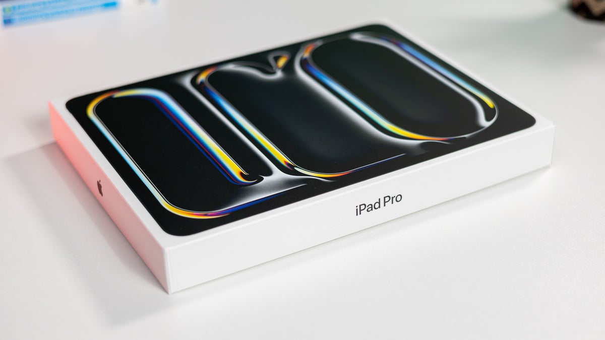 iPad Air 6 (2024) What's in the box? PhoneArena