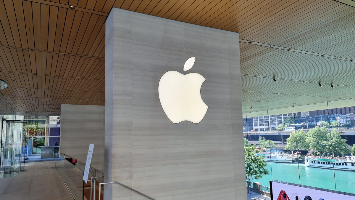 Apple settles lawsuit over misleading Tim Cook iPhone statement for $490 million