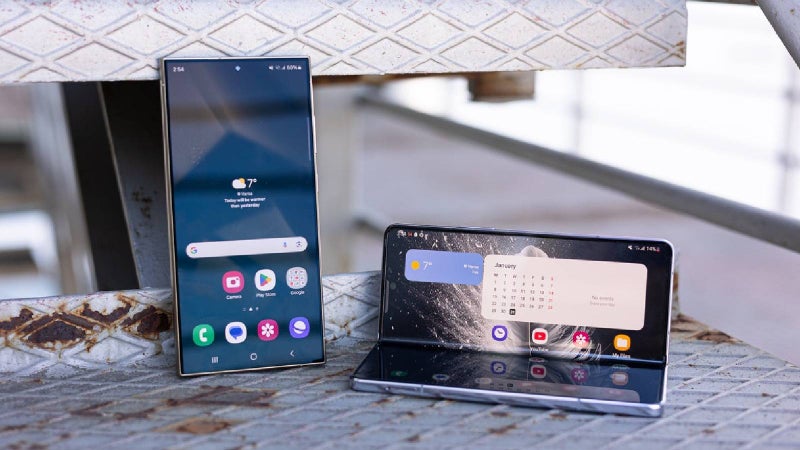 Samsung counting on S24 and Z6 to break COVID slump as it reportedly moves up release of foldables