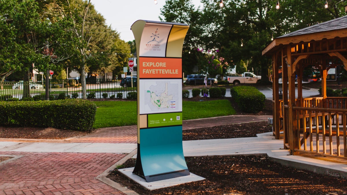 Digital kiosks found in 18 states-maybe yours-accused of grabbing data from nearby phones