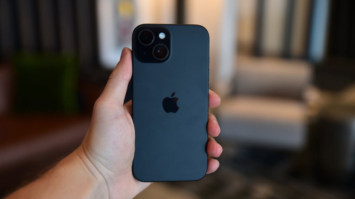 Leader of $6.1M fake iPhone scam sentenced after swapping 10,000 fake Apple devices for real ones