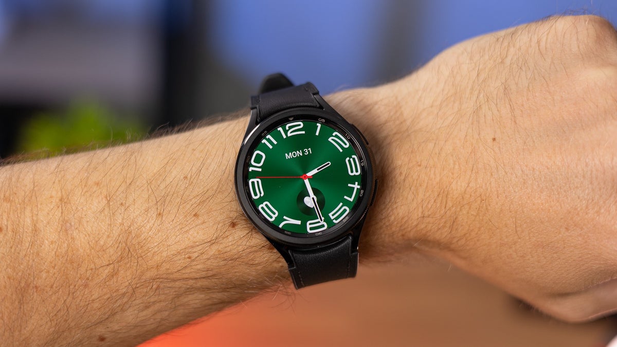 Splendid Walmart deal turns the Galaxy Watch 6 Classic into a must-have timepiece